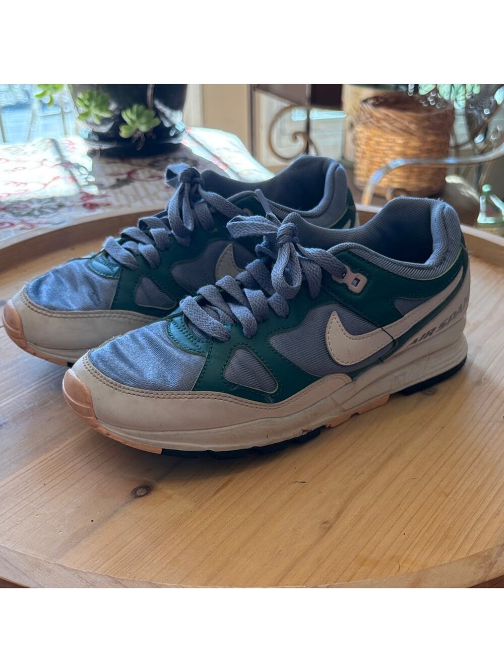 Nike Air Span 11 green and Gray women’s 6.5 Athletic Sneakers tennis shoes